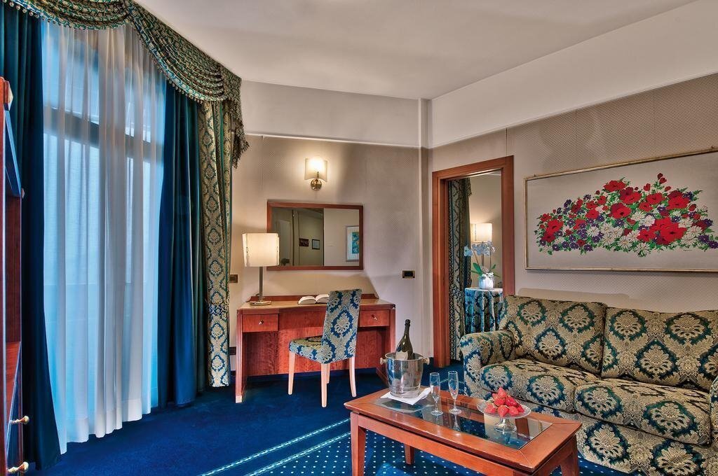 Augustus & Lido Hotel 1* суреті