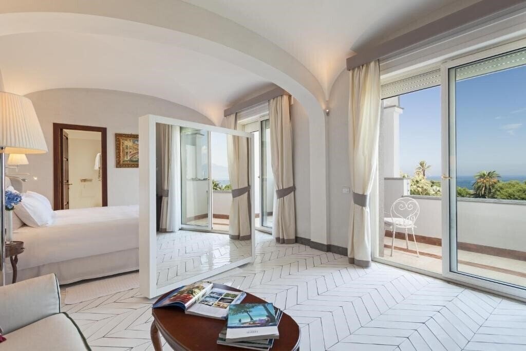 Фото Grand Hotel Cocumella 5*