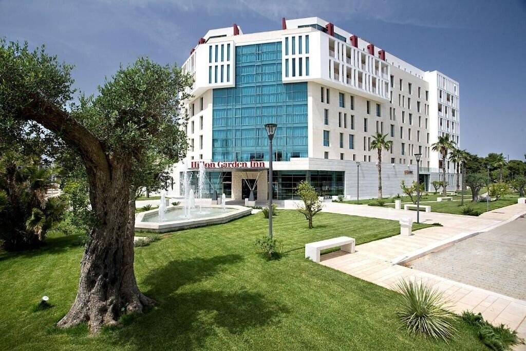 Hilton Garden Inn Lecce 4* суреті