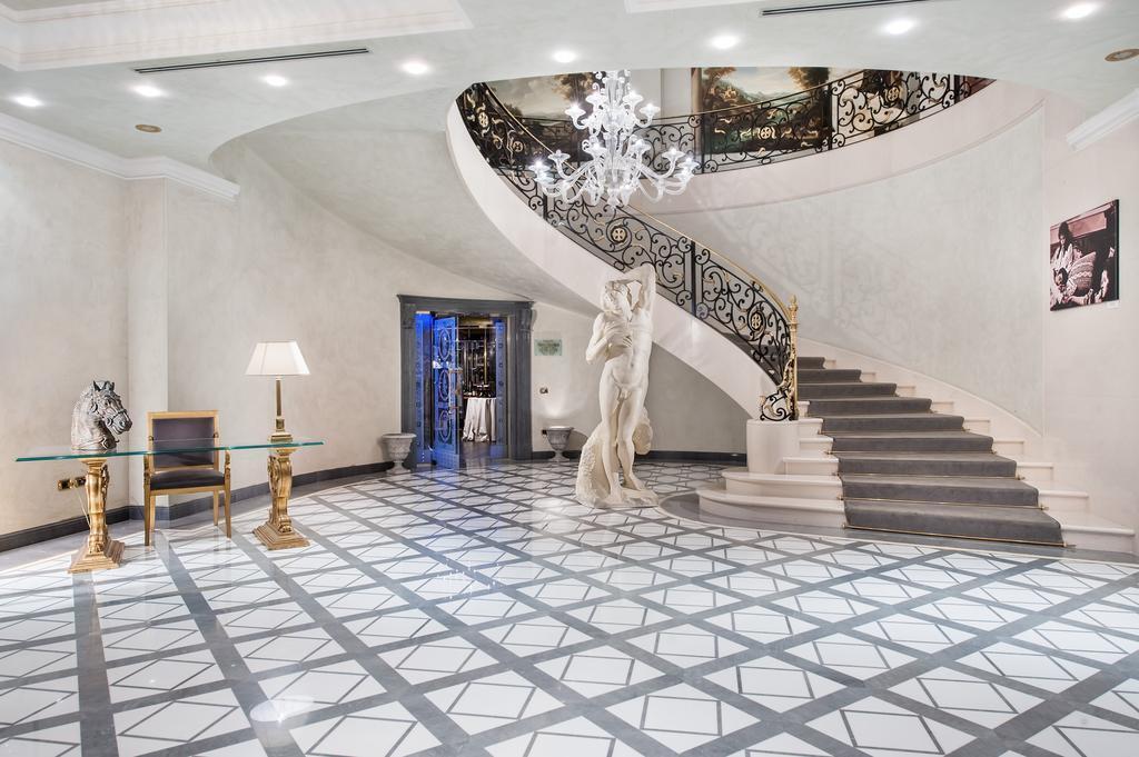 Royal Carlton 4* суреті