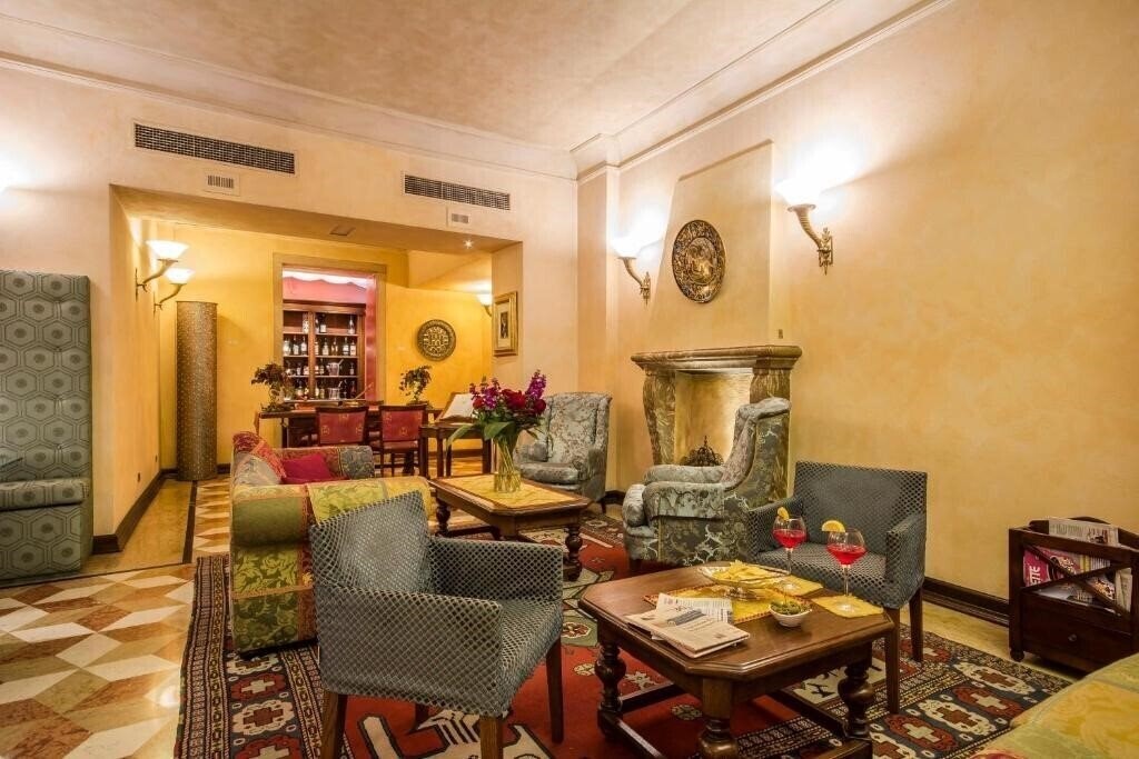 Art Hotel Commercianti 4* суреті