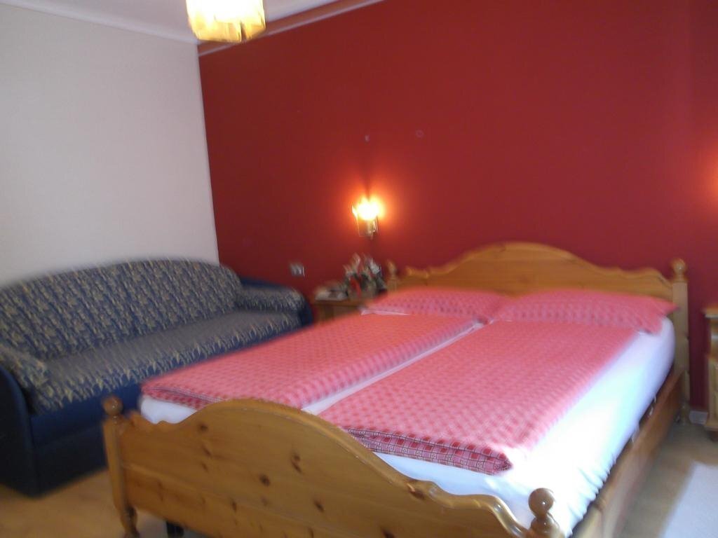 Adele 2* суреті