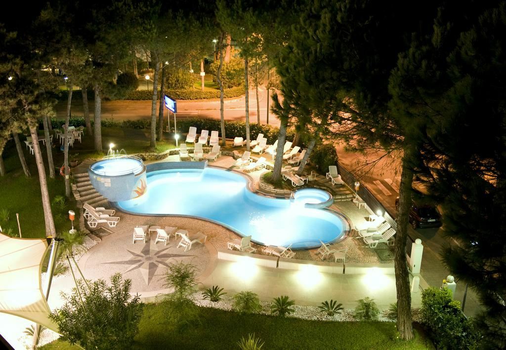 Отель Residence Mediterraneo 4*