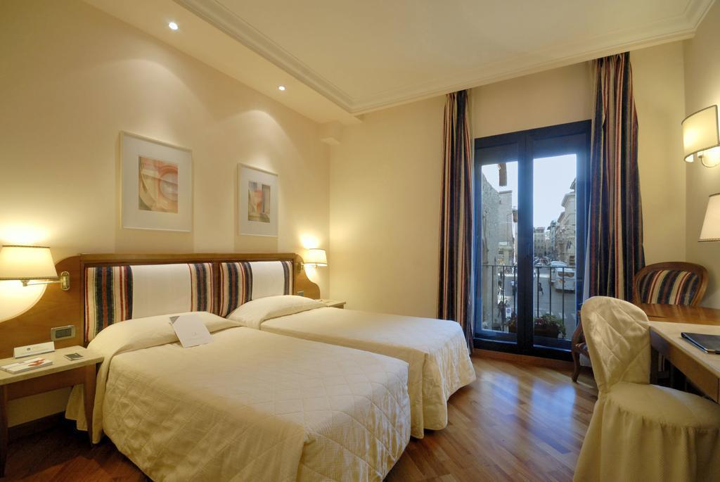 Фото Laurus Al Duomo 4*