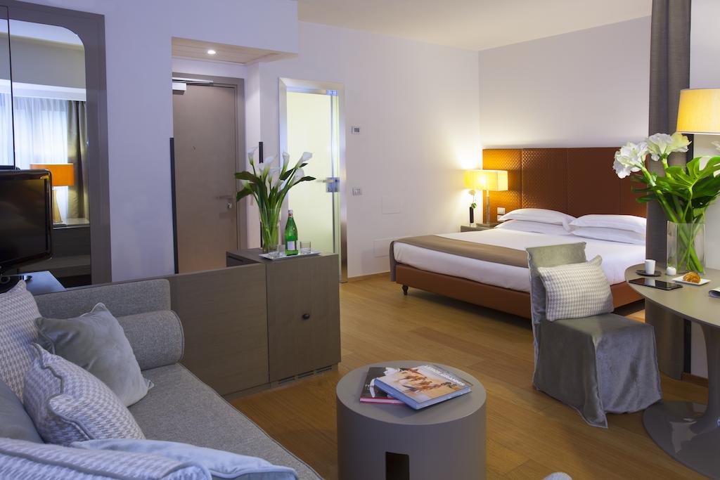 Starhotels Michelangelo 4* фотосуреті