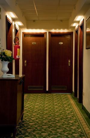 Картинка Columbus 4*