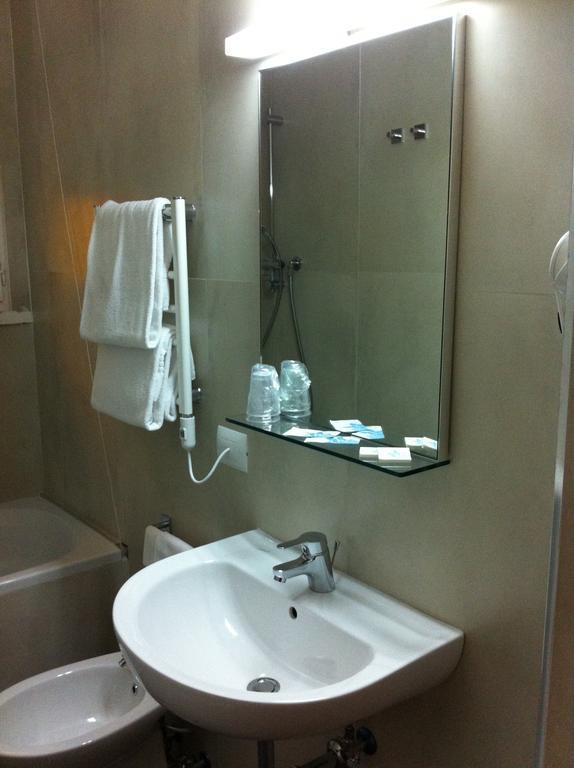 Albergo Firenze 3* суреті