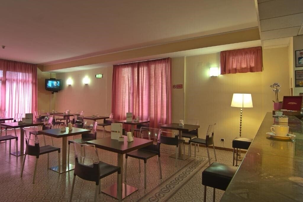 Mio Hotel Firenze (ex. Diva) 3* суреті