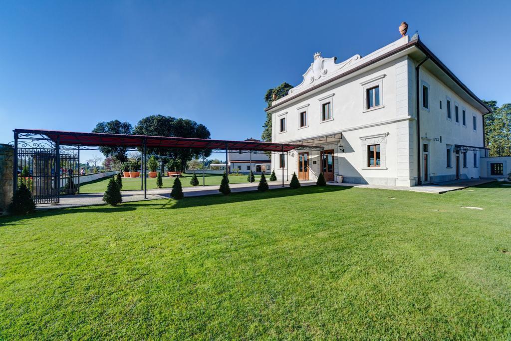 Отель Villa Tolomei 5*