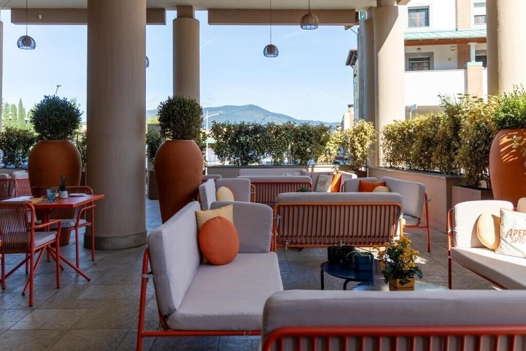 Отель Hilton Garden Inn Florence Novoli 4*