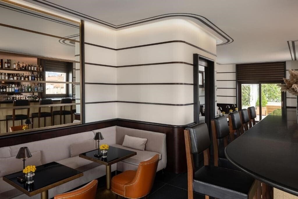 GALLERY ART HOTEL (ex. Gallery Hotel Art) 4* суреті