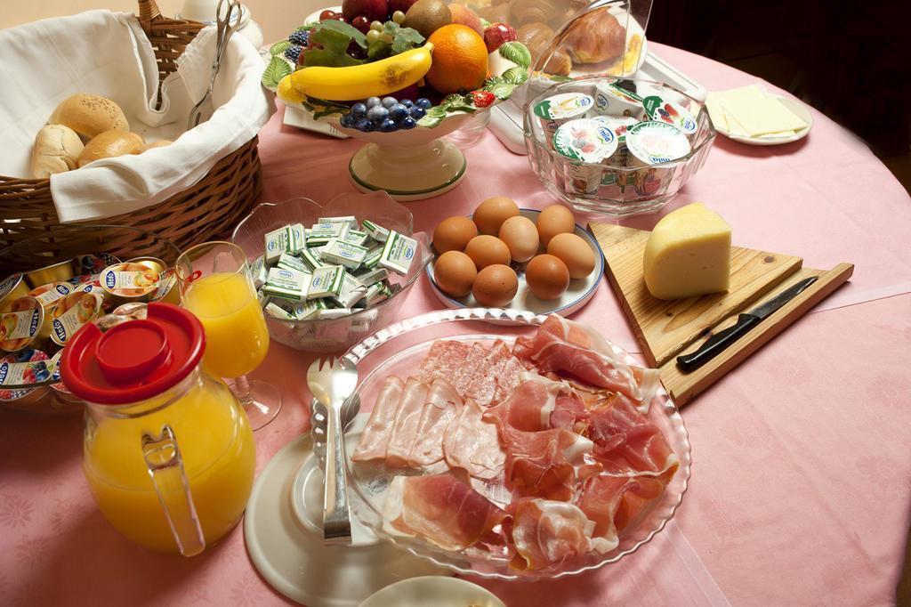 Beatrice 3* фотосуреті