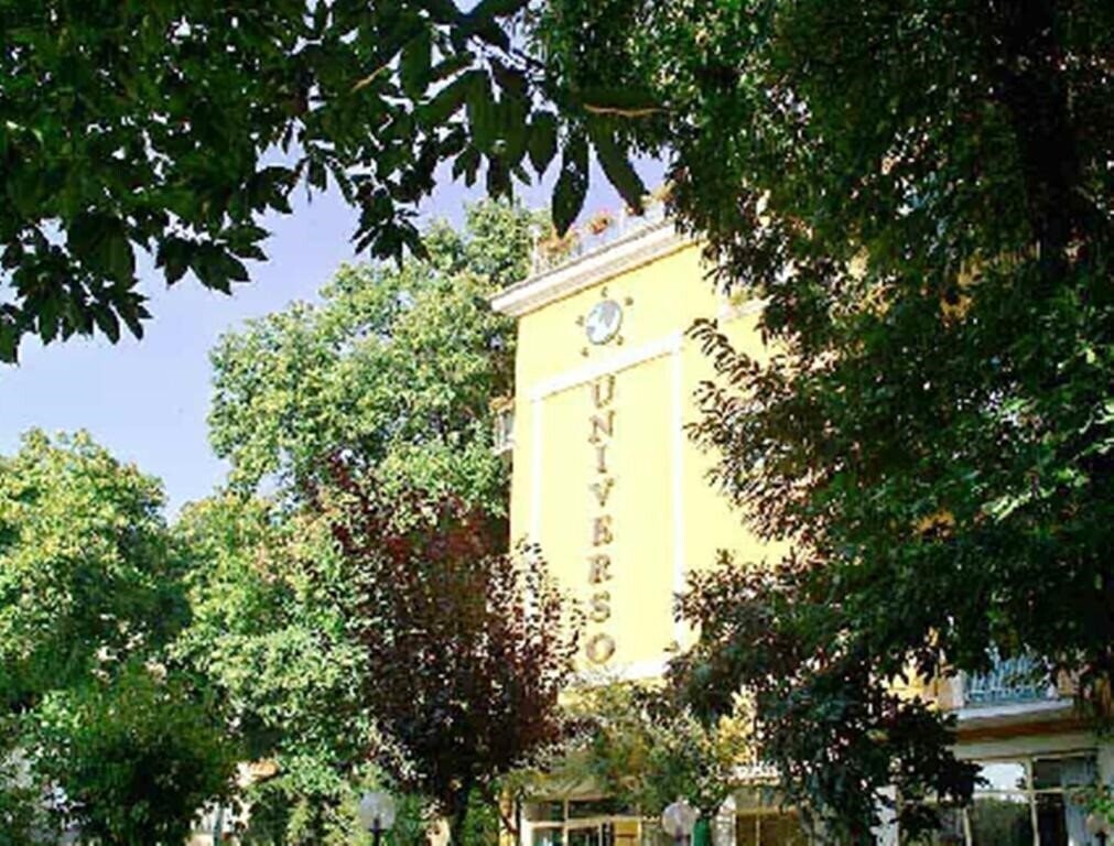 Фото Universo 3*