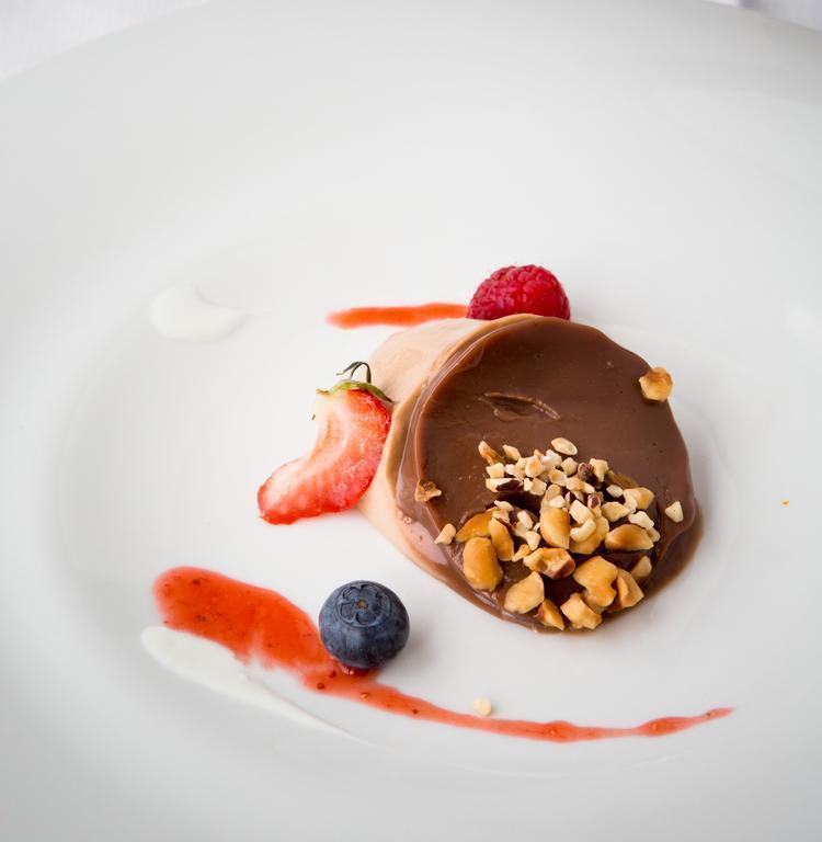 Starhotels President 4* суреті