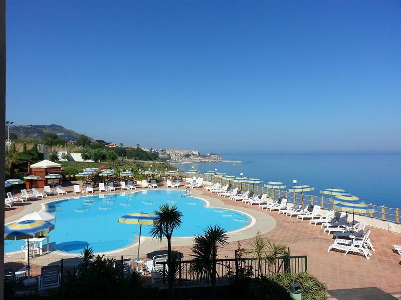 Фото Il Poggio di Tropea Villaggio 3*