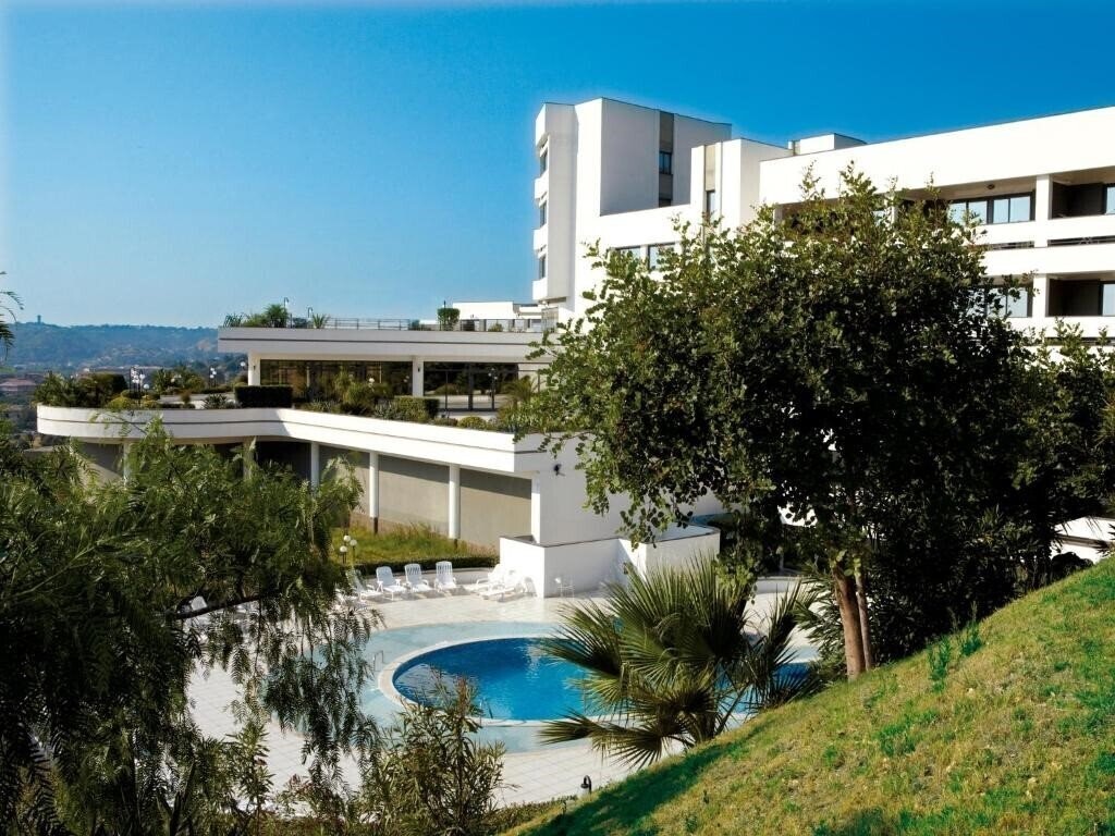 Mirabeau Park Hotel 4* фотосуреті