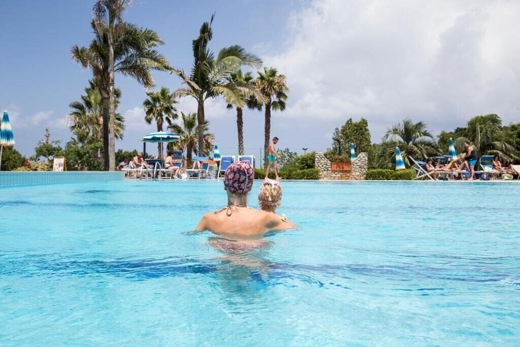 Изображение Calabrisella 3*