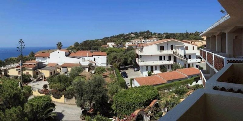 Отель Punta Faro 2*