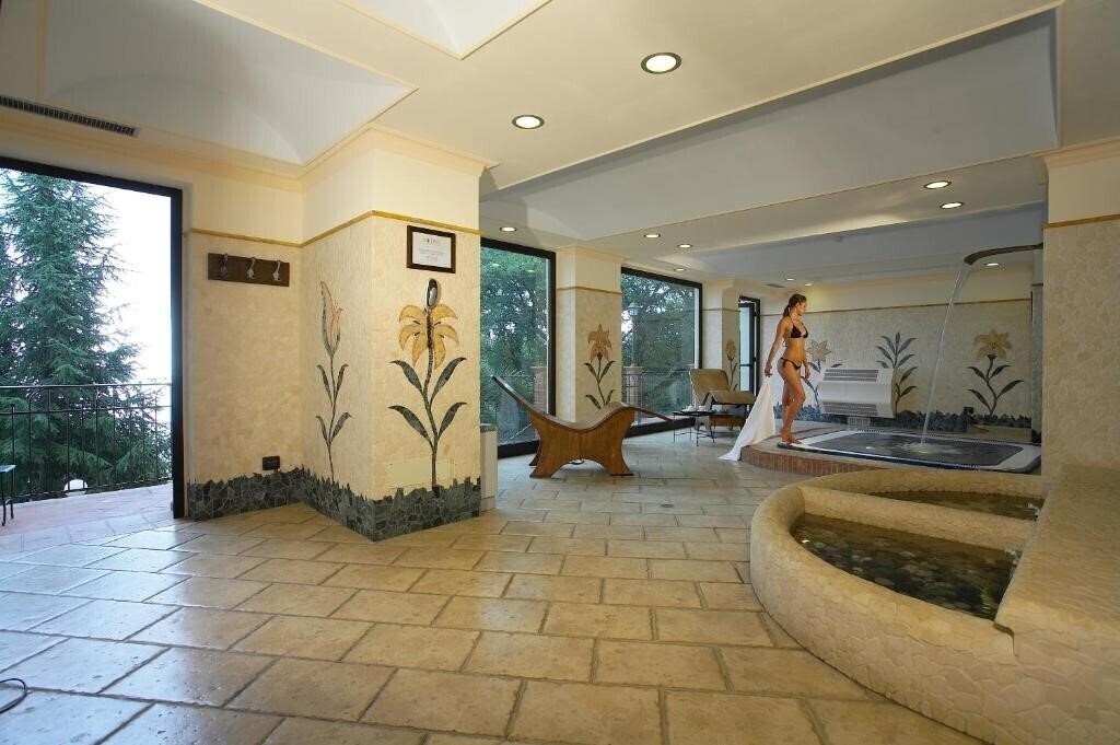 Airone Wellness Hotel 4* суреті