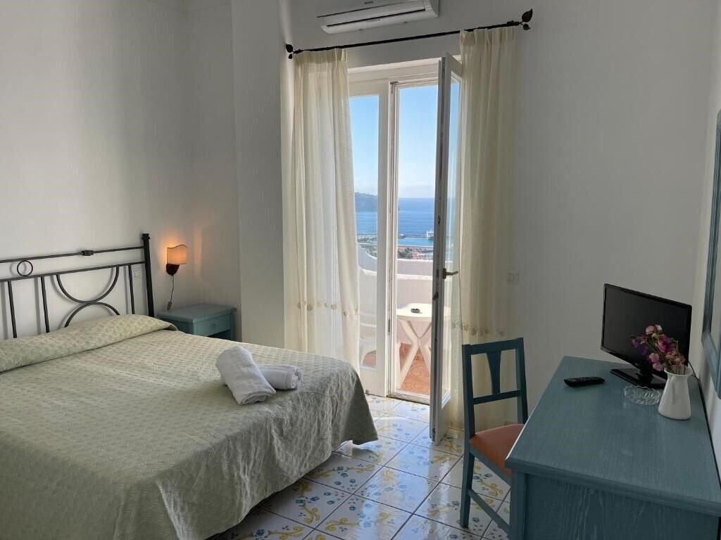 Отель Parco Mare Monte 3*