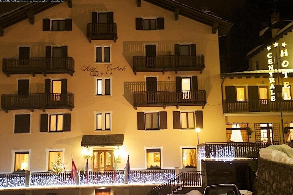 Centrale Courmayeur 3* суреті