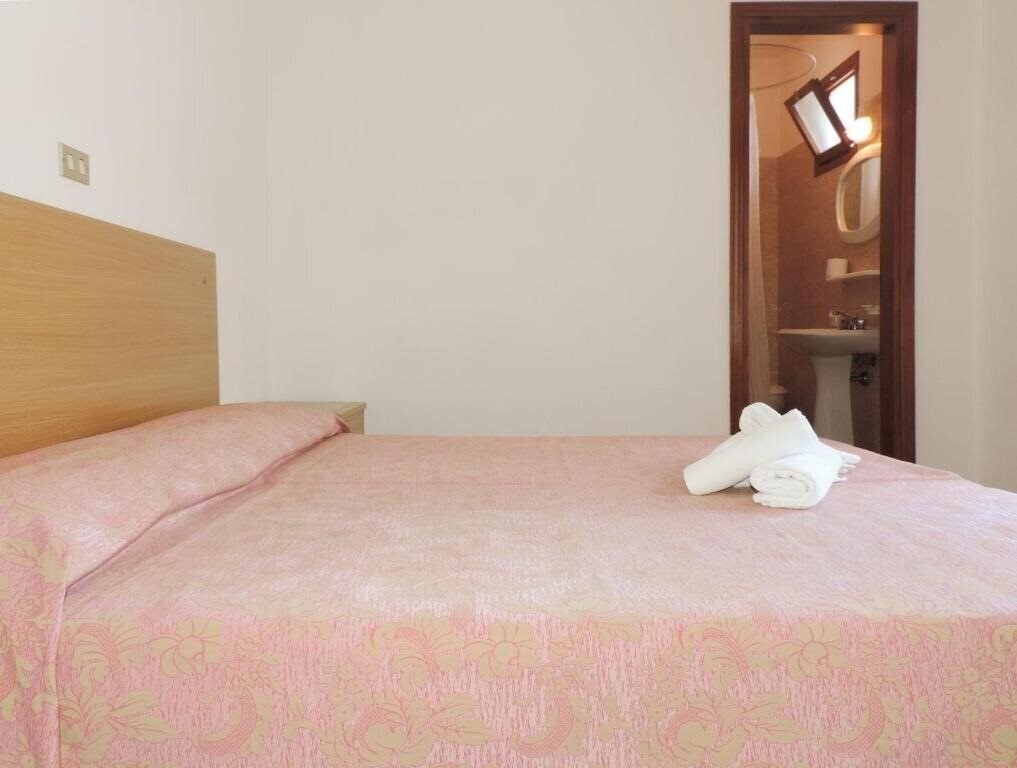 Saturno 2* фотосуреті