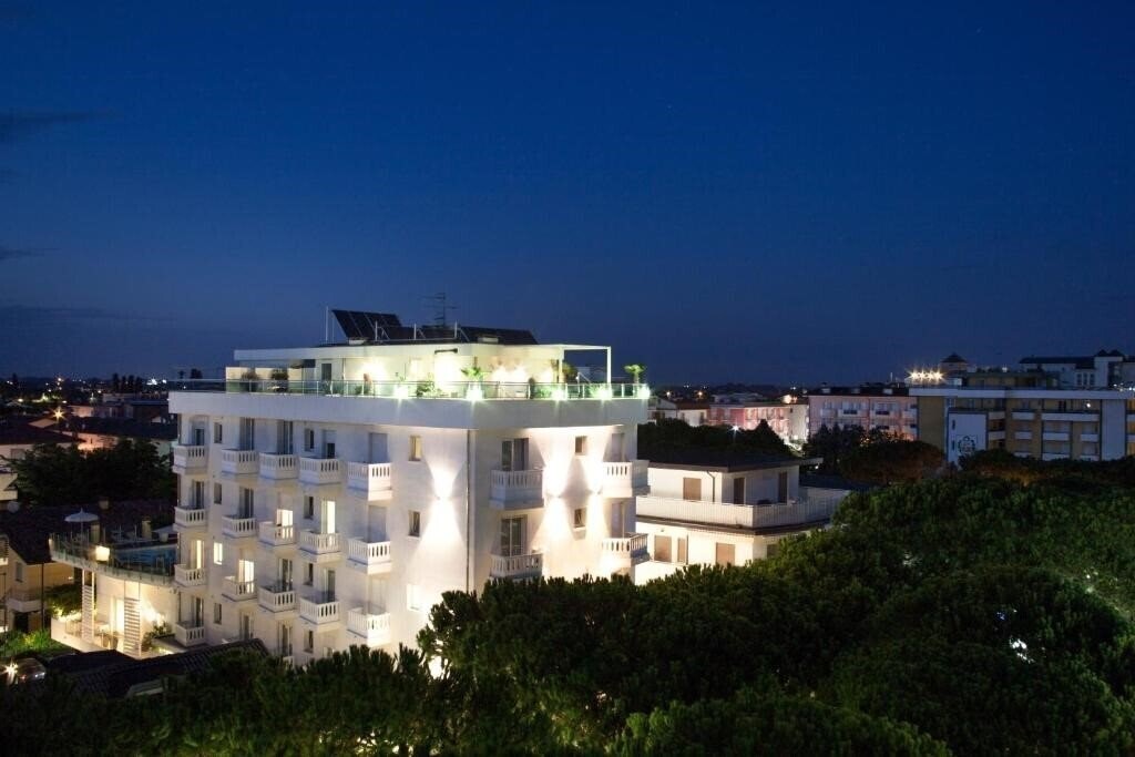 Tropical 3* қонақ үйі