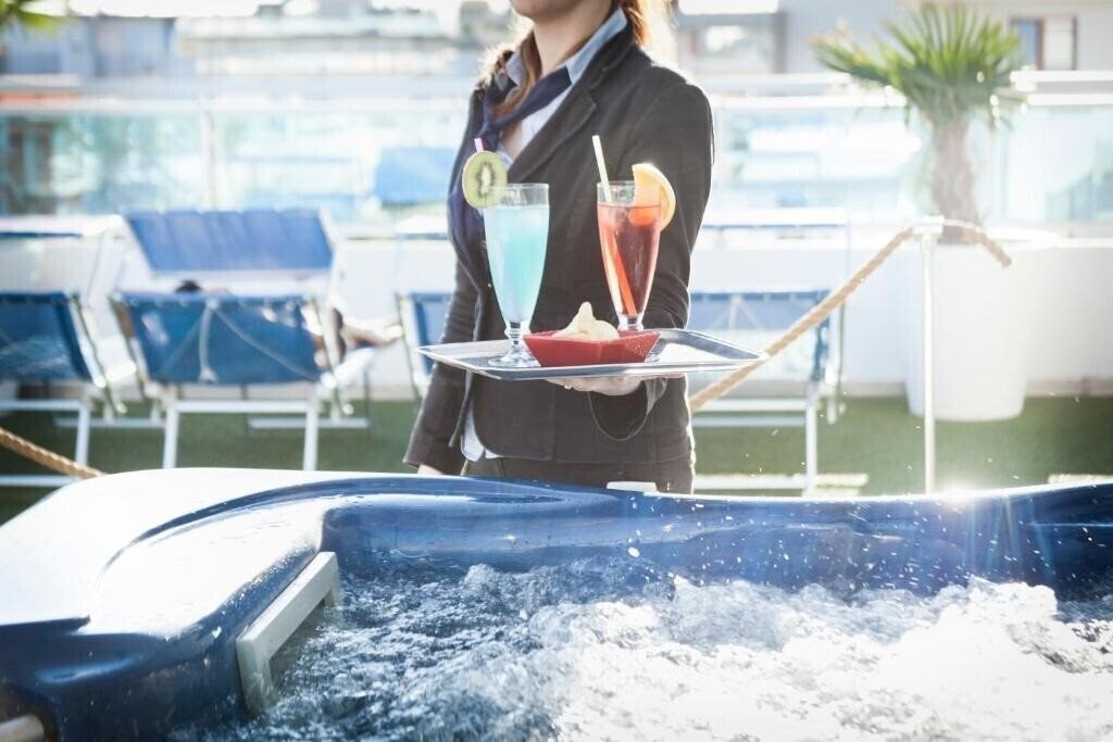 Tropical 3* суреті