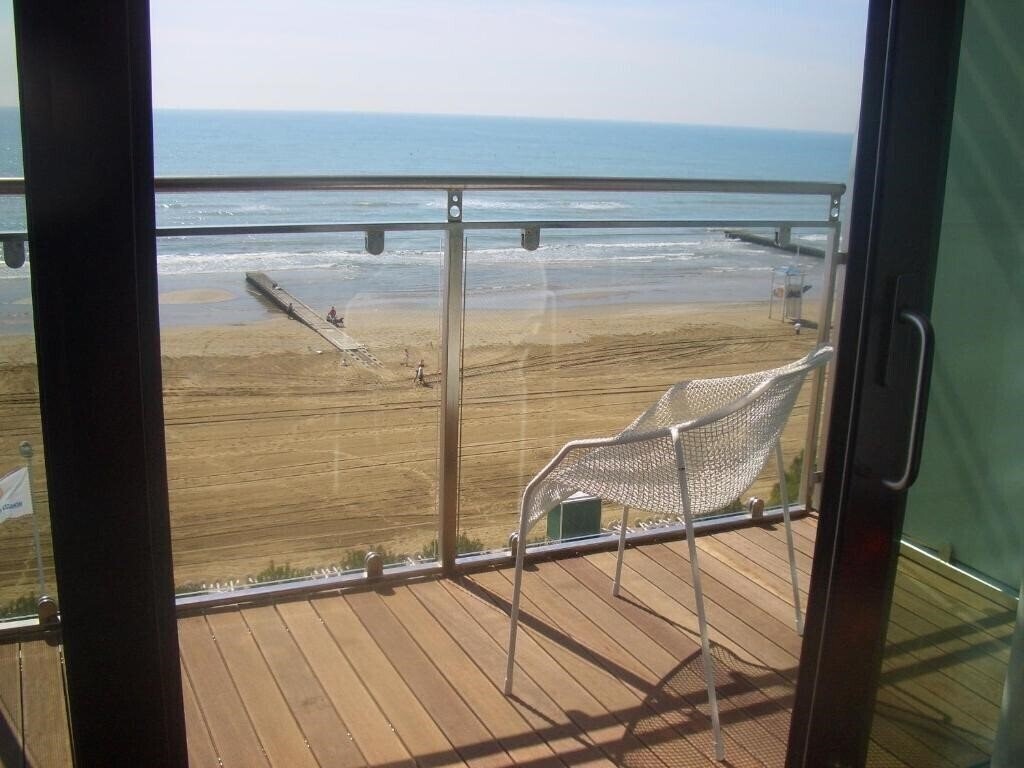 Cesare Augustus 4* суреті