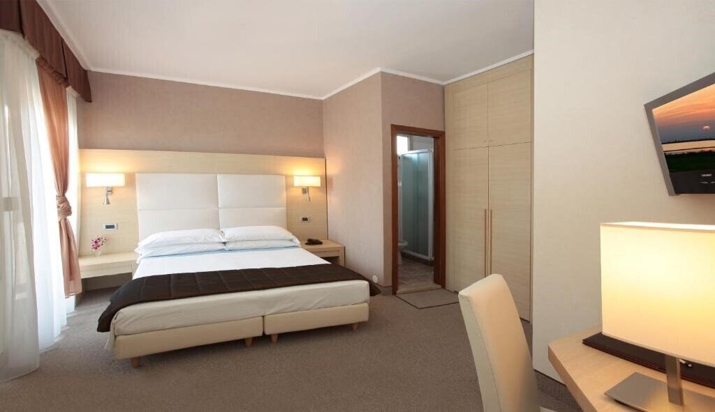 Отель Rivamare 4*