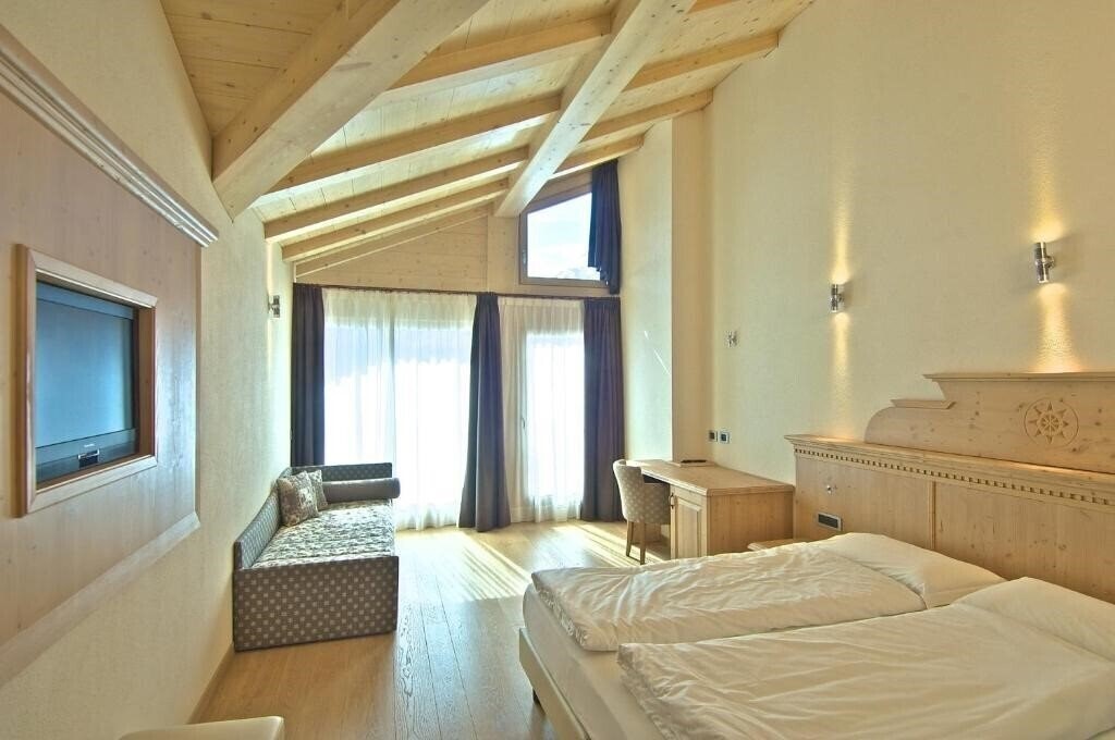 Alba 3* суреті