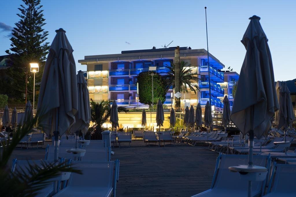 Фотография Hotel Garden Lido Loano (ex. Grand Hotel Garden Lido) 4*