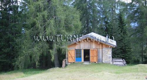 Отель Enrosadira 3*