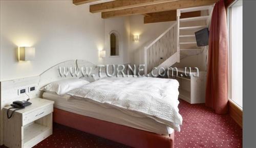 Отель Panorama Hotel Fontanella 3*