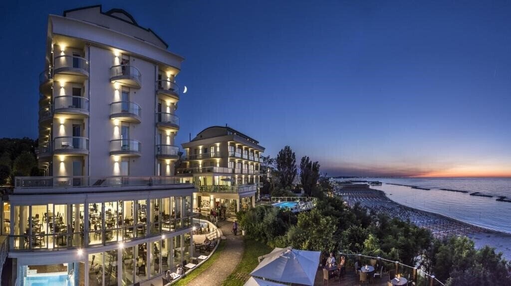 Sans Souci Hotel Gabicce Mare 4* суреті