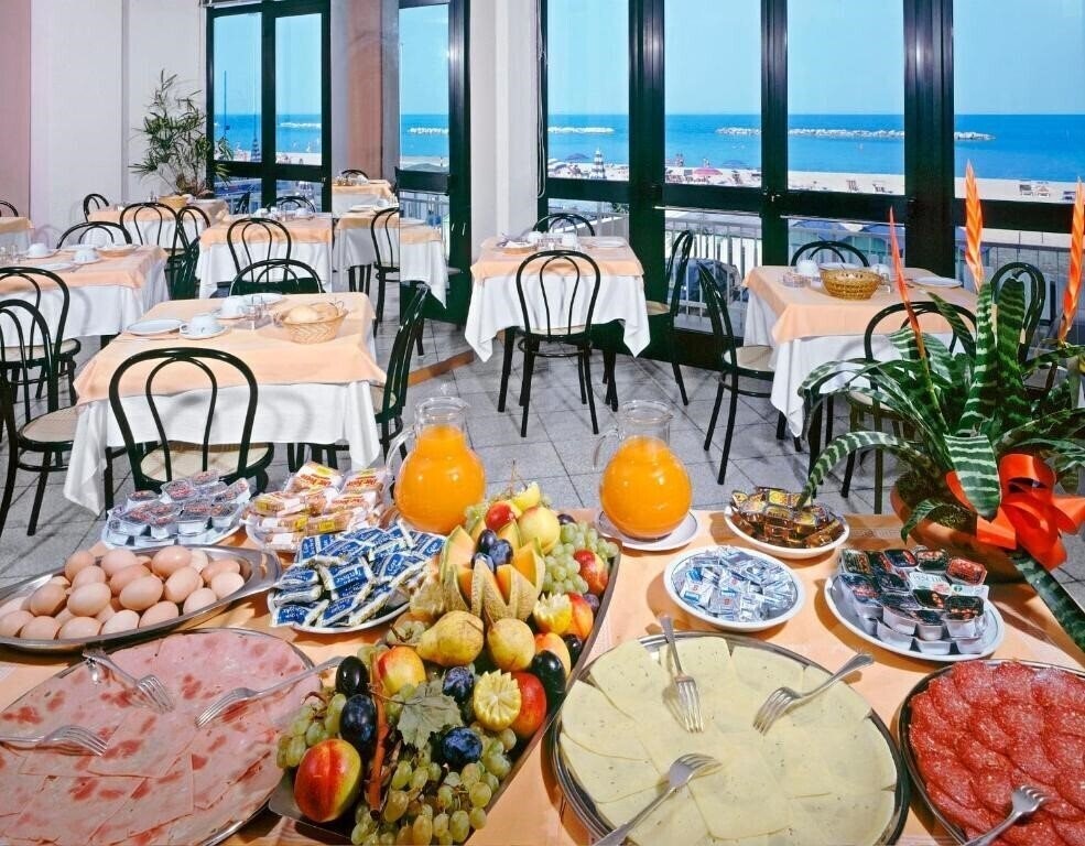 Astoria Hotel (Pesaro) 3* суреті