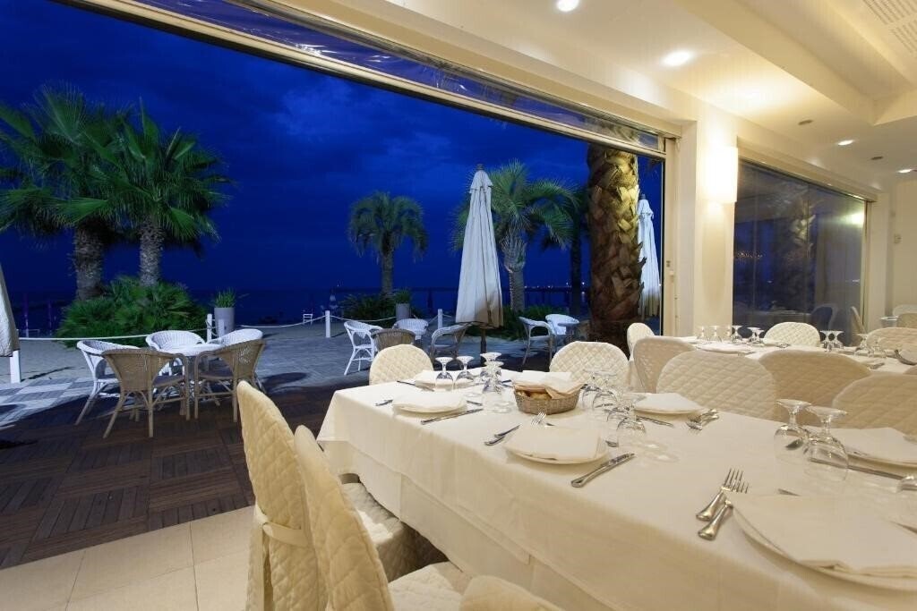 Il Timone Hotel (Porto San Giorgio) 4* суреті