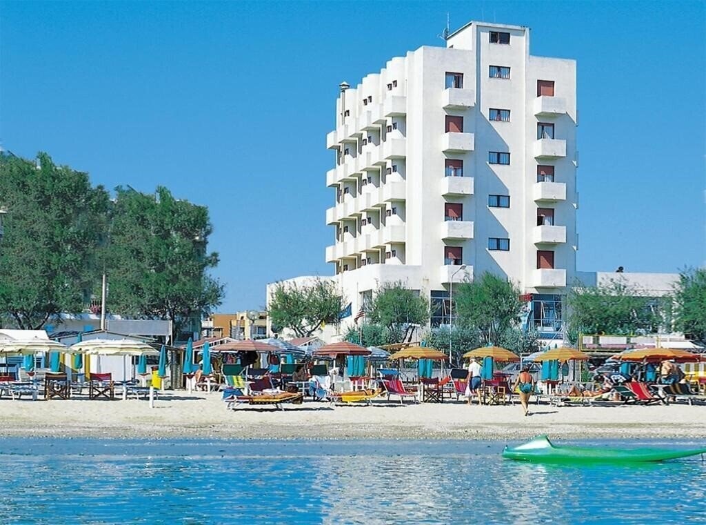 International Hotel (Senigallia) 3* қонақ үйі