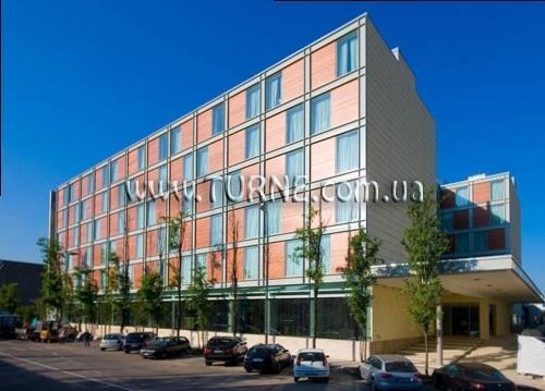 Doubletree By Hilton Milan 4* суреті