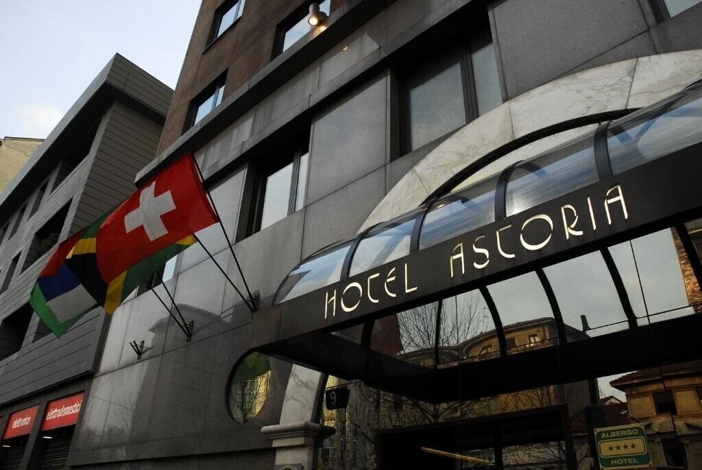 Отель Astoria 4*
