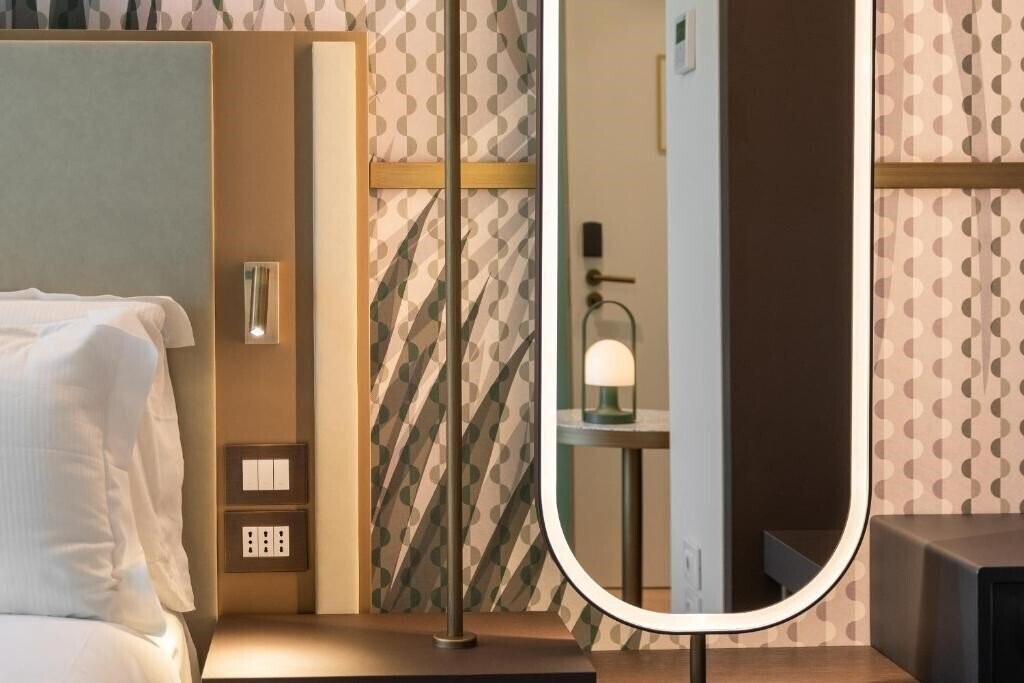 Boutique Hotel Martini 17 3* суреті