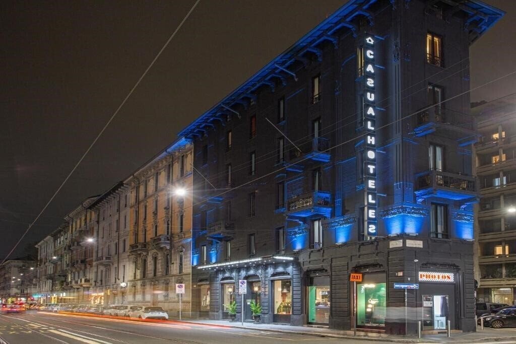 Картинка Casual Eclettico Milano 3*