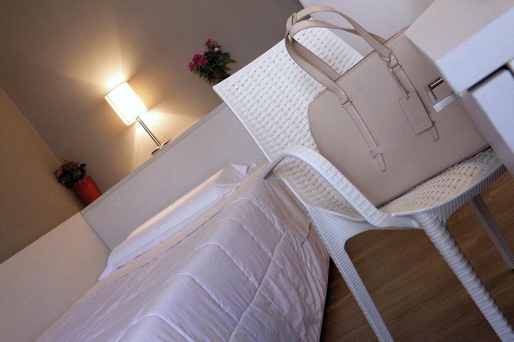 Meninni 3* фотосуреті