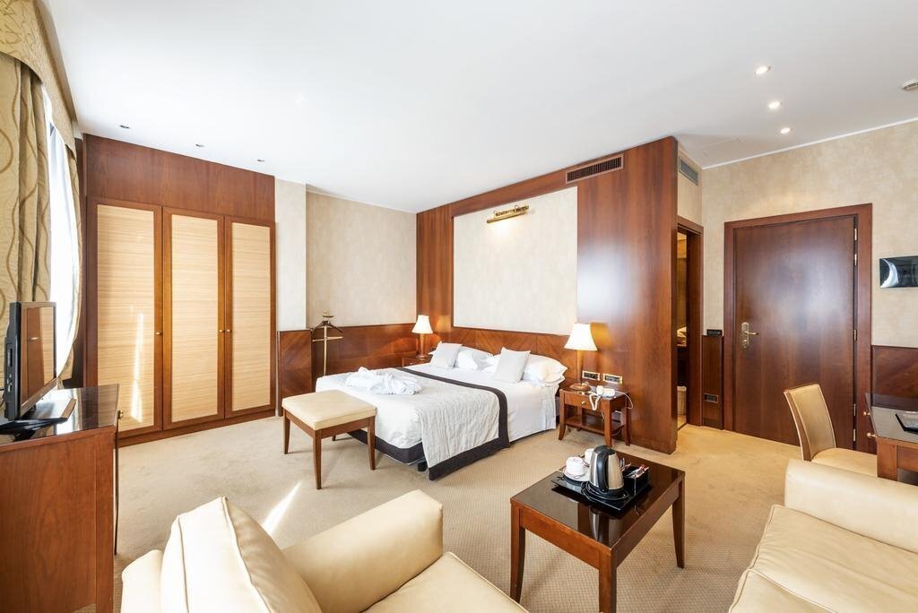 Best Western Hotel Ascot 4* қонақ үйі