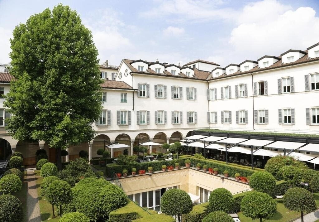 Four Seasons Milan 5* қонақ үйі