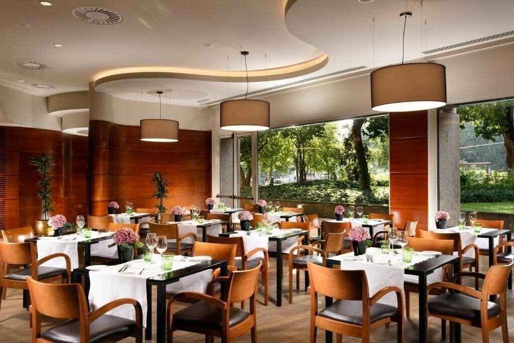 Изображение Una Hotel Cusani 4*