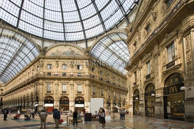 Milano centro. Milano centro. Галерея виктора эммануила ii. Milano centro. Milano centro.