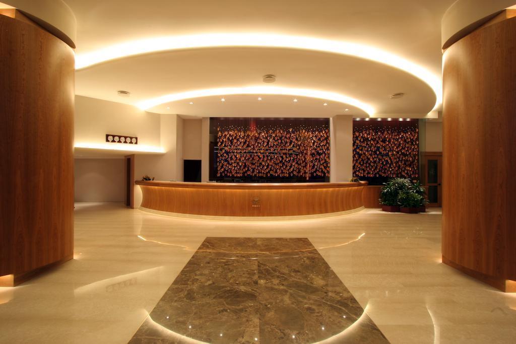 Фото Royal Continental 4*