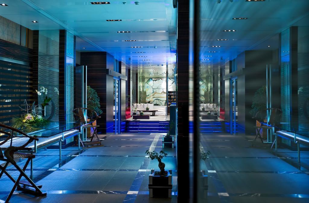 Romeo 5* фотосуреті