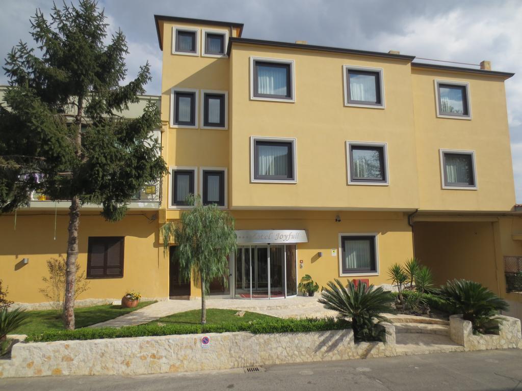 Joyfull 3* суреті